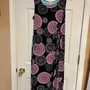 Colorful Sleeveless Maxi Dress Petite Medium by Robbie Bee. Figure flattering.